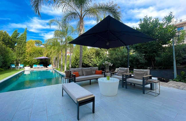 Villa Hamo with pool - Spacious, ideal for large families or groups