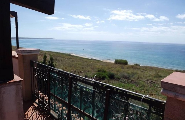 Villa immersed in the green with wonderful sea views in Porto Palo di Menfi