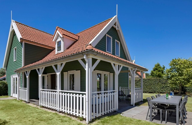 Villa in Aquadelta by the Water