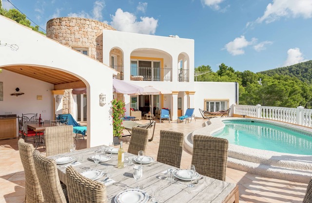 Villa in Cala Llonga near Beach & Ferry Port