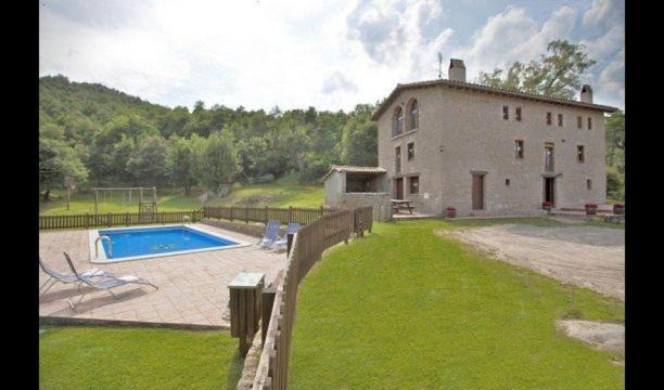 Villa in Casserres Sleeps 15 with Pool