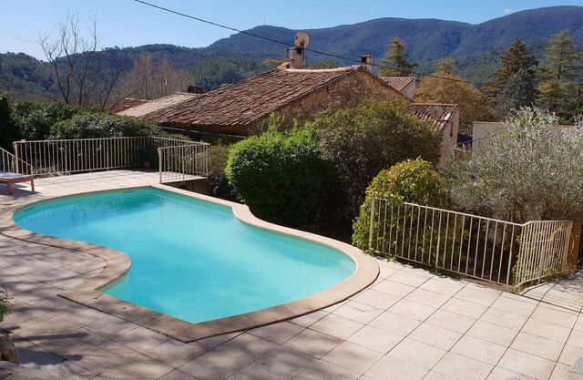 Villa in Méounes near Bandol Beach