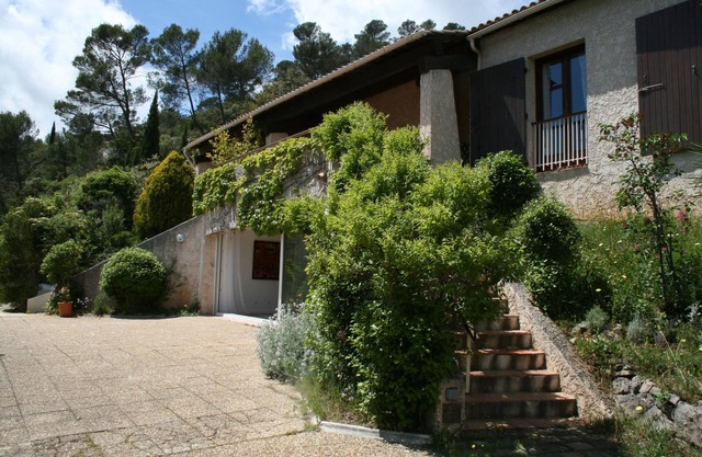 Villa in Provence cote d'azur with private swimming pool & breathtaking views