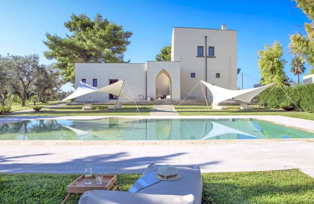 Villa in Gallipoli with 7 bedrooms sleeps 14
