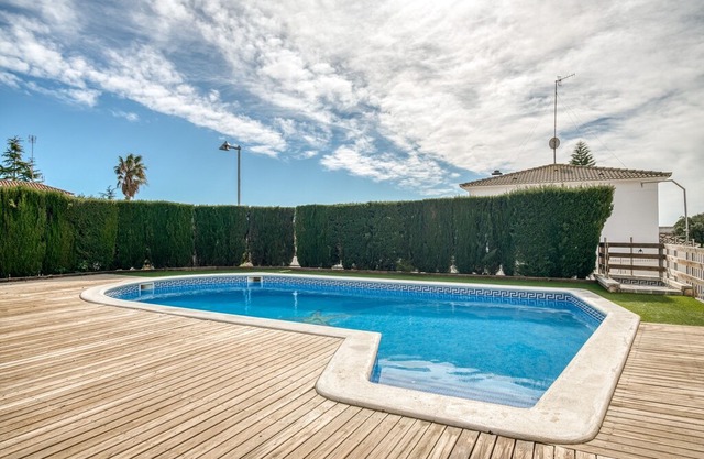 Villa in Roda de Barà with Private Pool