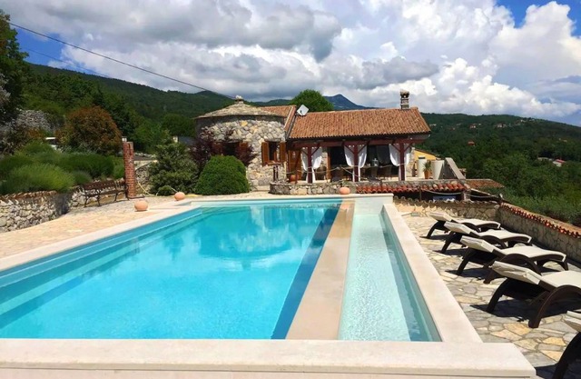 Villa Infinity