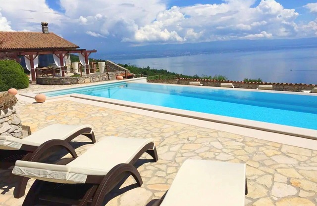 Villa Infinity (V9051-K1) - Sv.Jelena