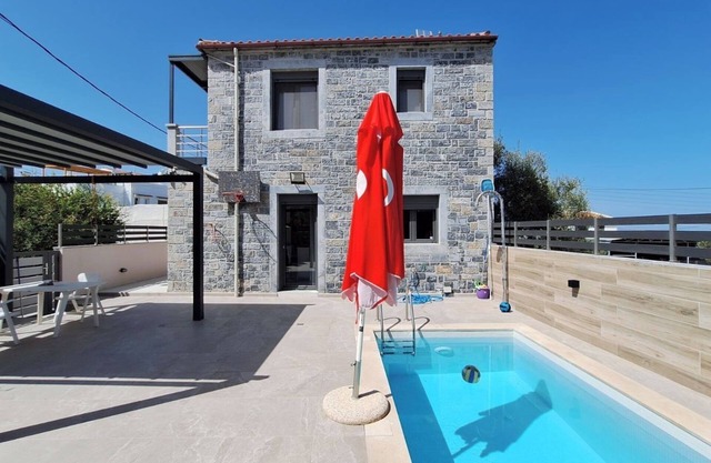 VILLA IRIANNA