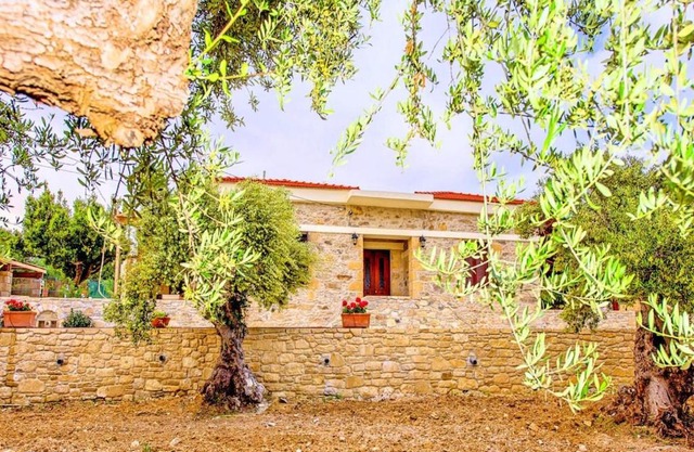 Villa Kera, Kera