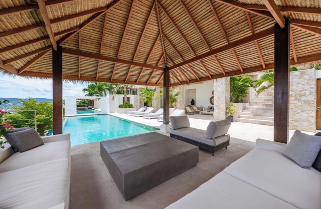 Villa Kohia, 5 BR, sea views, North Chaweng