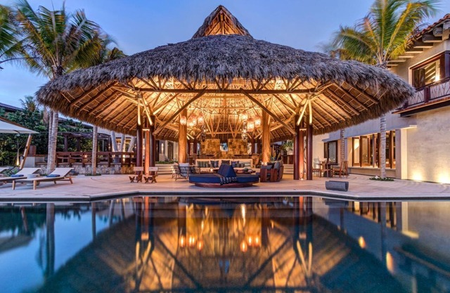 Villa Koko - Nine Bedroom Villa, Sleeps 22
