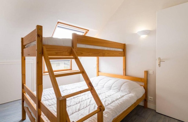 Villa La Trinité-sur-Mer, 4 pièces, 10 personnes - FR-1-477-170