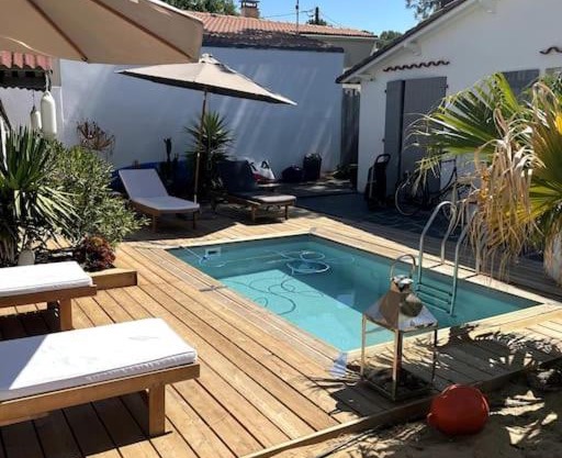 VILLA 'Le Refuge' Piscine chauffée 300 m plage