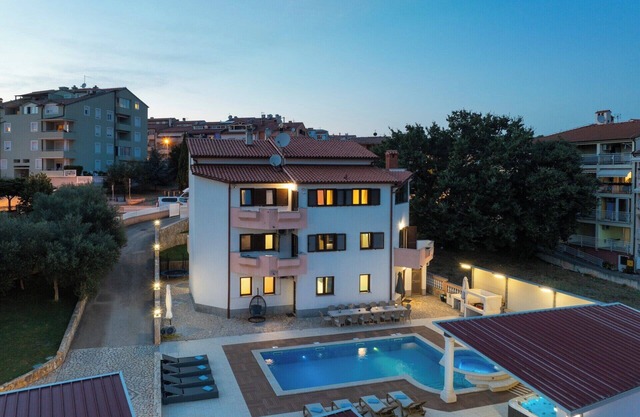 Villa LeaLeana by Istrabook