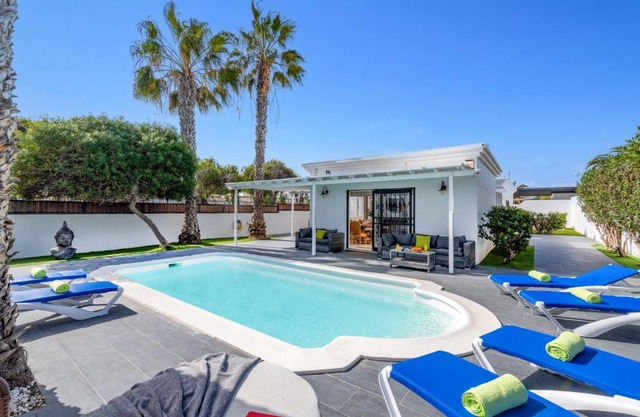 Villa Leona Carmen by Villa Plus