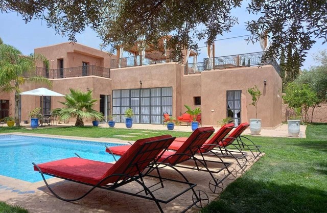 VILLA Luxe 3 Suites, Heated pool, Bar, Billiards, Hammam, Jacuzzi Atlas view.
