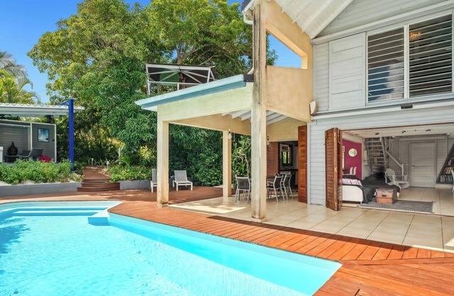Villa Manguier, unexpected cabin in the Mango tree