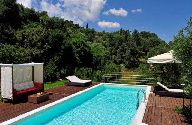 Villa Marathonisi View - wonderful 3 bedroom Zante villa private pool and AC