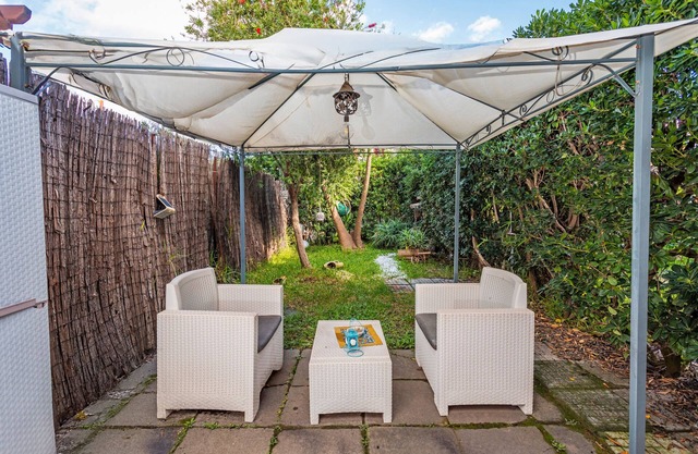 Villa 'Marecalmo Holiday House' with Private Terrace, Wi-Fi and Air Conditioning