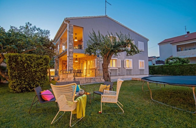 Villa Mari apartment situated in Medulin