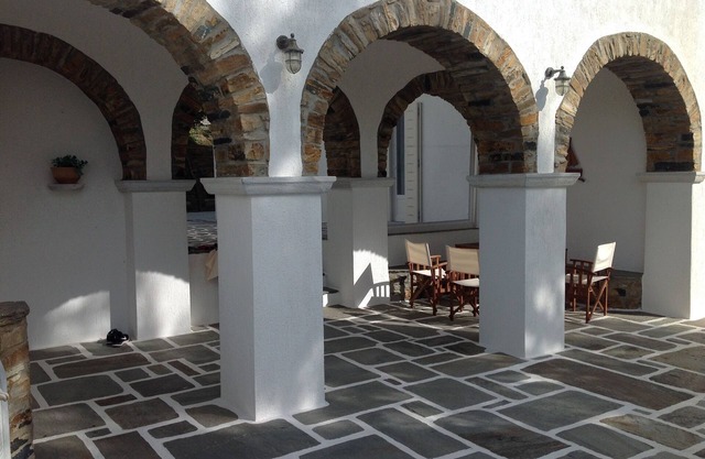 Tinos 