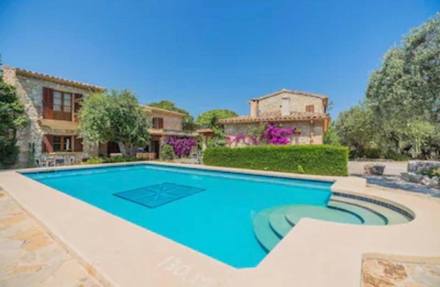 Villa Mastaguera with Pool, Terrace & Wi-Fi