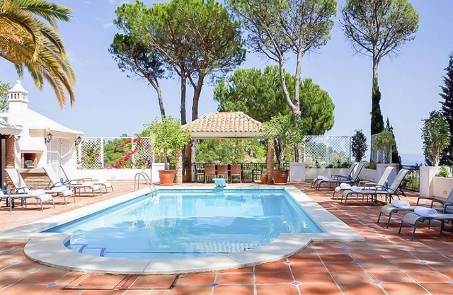Villa Mediterranean Whirlpool And Gym