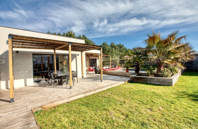 Villa Meli with the ocean, Lacanau and the Bassin d'Arcachon just 10 minutes away