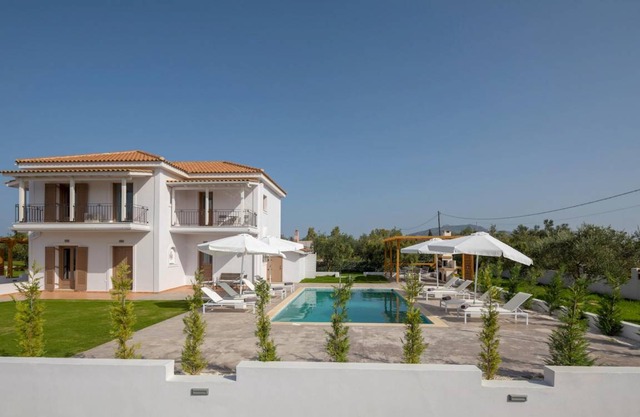 Villa Melograno II with private swimming pool