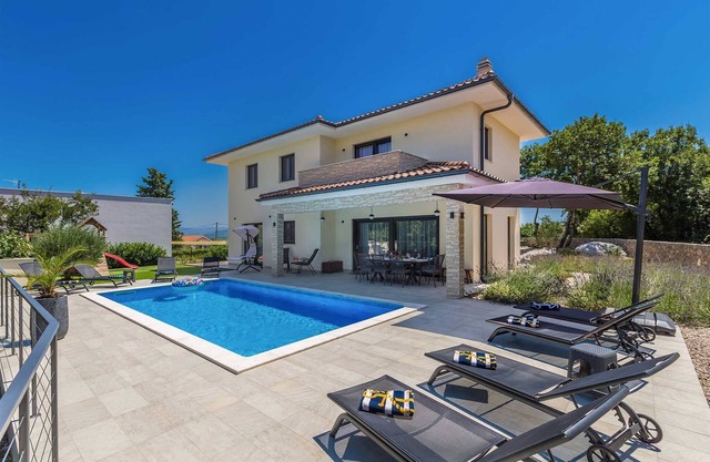 Villa MERAVIGLIA with private pool