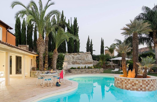 Villa Michelangelo - 10 Guests