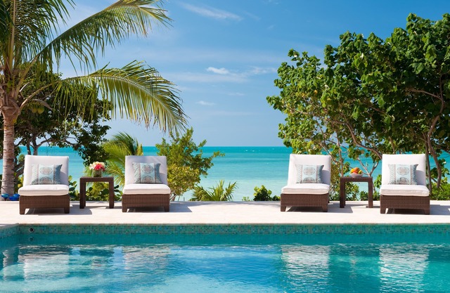 Villa Mirabelle Beachfront Villa