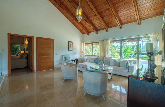 Villa Monarca- Greta location