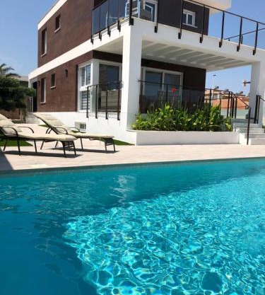 Villa Mondrian