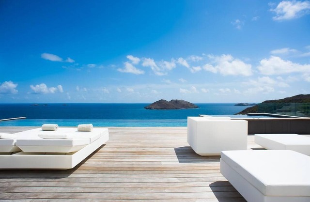 Villa My Way in Flamands by Personal Villas - Jacuzzi Overlooking the Sea