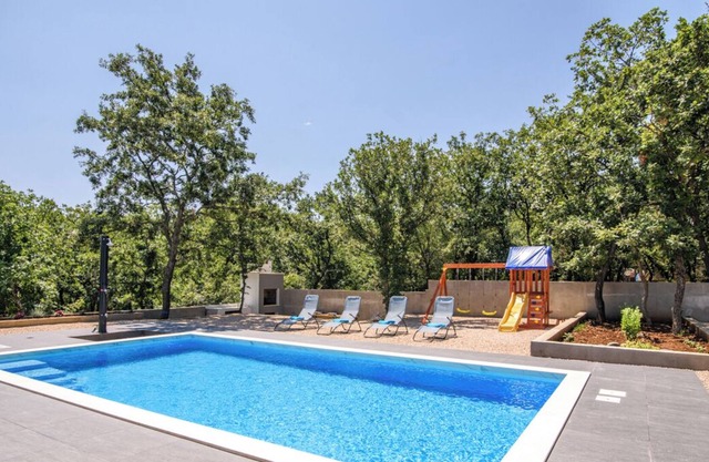 Villa Naturia - Three Bedroom Villa, Sleeps 6