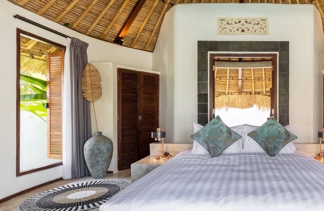 Villa Naya your own private resort style Villa!