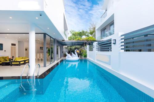 Villa near the Beach with 5bedroom VIP