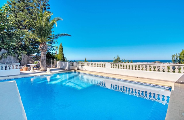 Villa 'Nicoll' with Private Pool, Wi-Fi and Air Conditioning