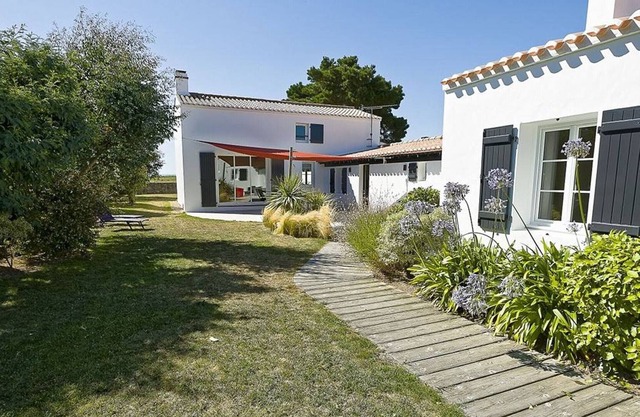 Villa Persons 