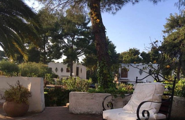 villa of the Trabucchi bay