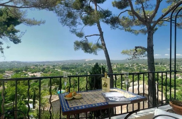 Villa Olivade. Panoramic Sea Views - Private Balconies, Terraces & Garden