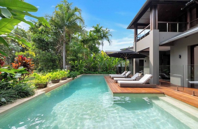 Villa Omaroo Tropical Luxury Redefined