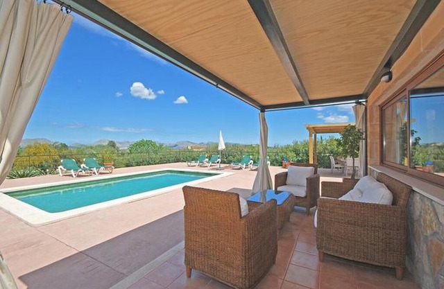 Villa Oscols