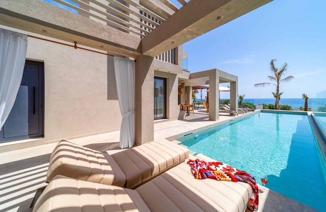 Villa Ouranos - Four Bedroom Villa, Sleeps 8