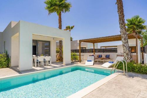 Villa Palm Vista by Villa Plus