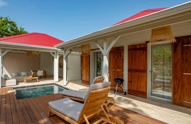 Villa Pompierre - White House Estate