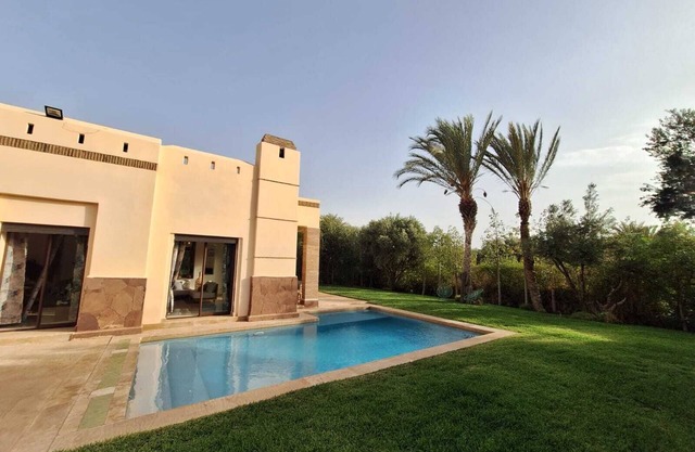 Villa private heated pool from November 1 to April 15.