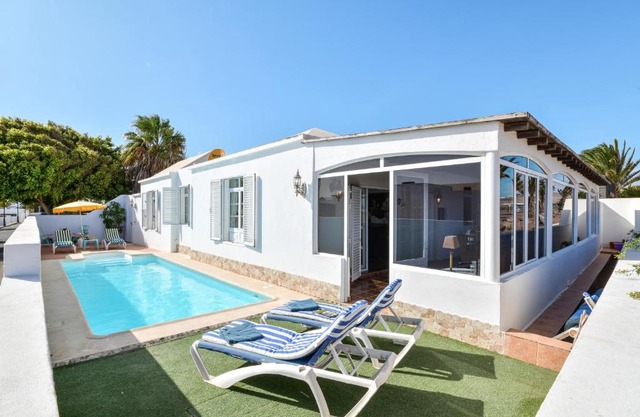 Villa Rústica con piscina privada