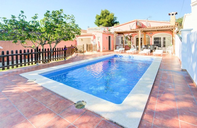 VILLA REQUESENS 139 B Empuriabrava